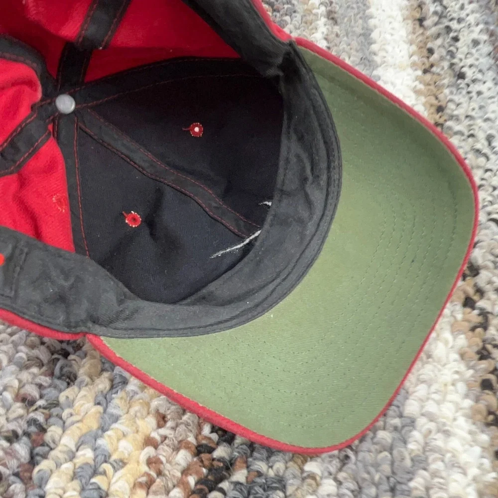 Vintage Y2K Nike Hat Cap Snapback Red Black‎ Center Swoosh Grunge Faded 2000s